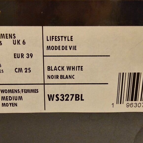 New Balance Women's 327 Black/White 8M - NWT - Picture 4 of 4